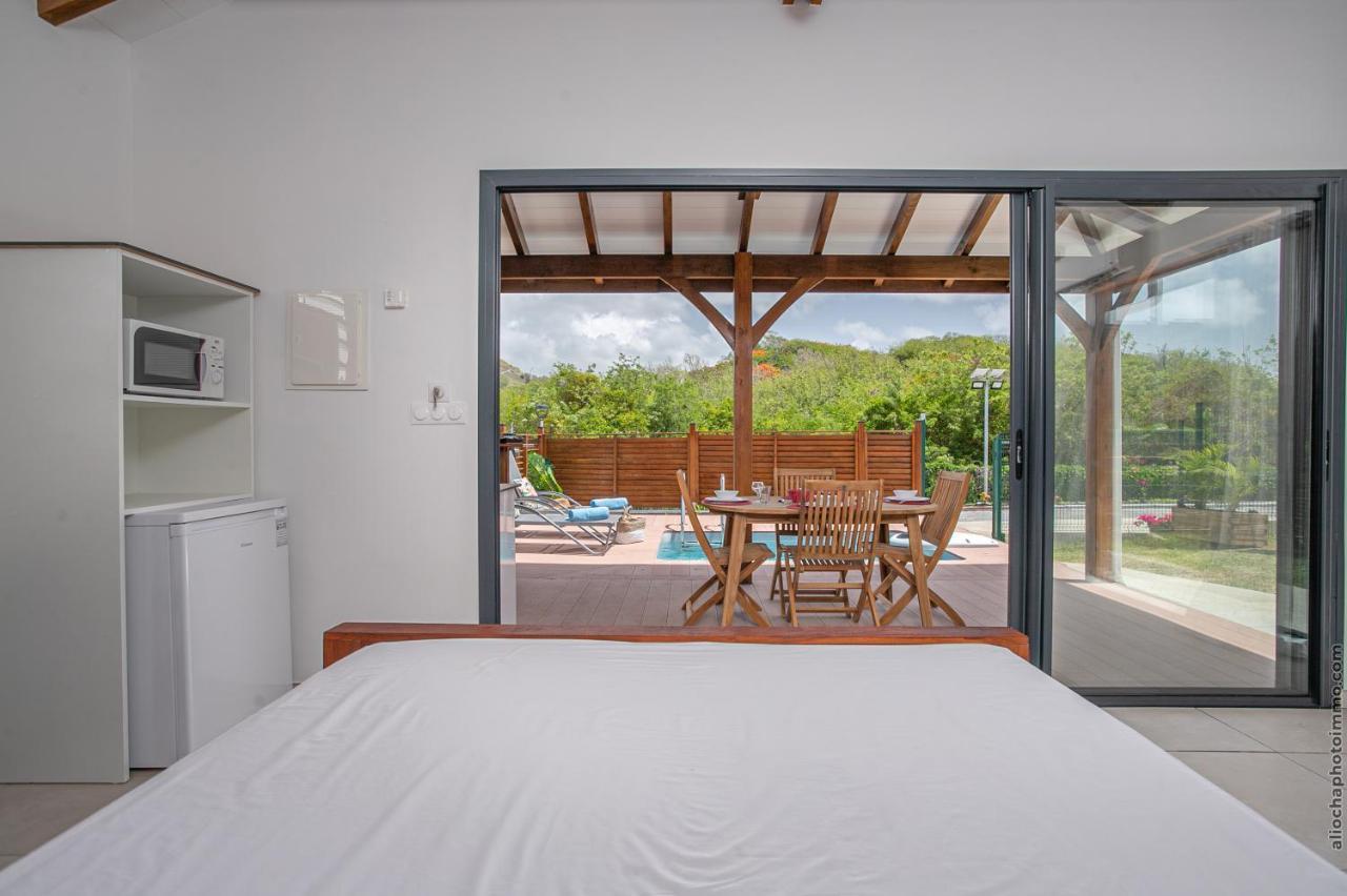 Bungalow Pom 1, piscine, à 5 min des plages Le Vauclin Exterior foto